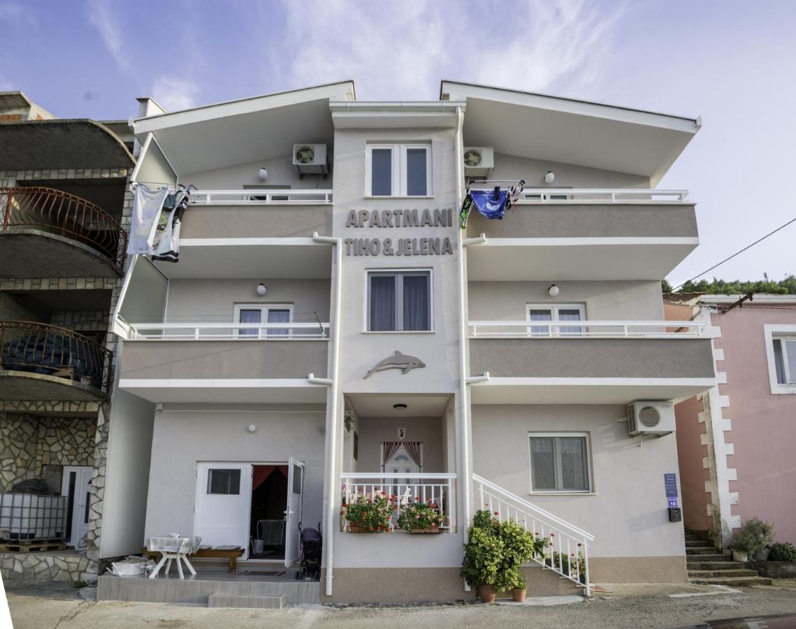 Apartments Tiho & Jelena Blace Buitenkant foto