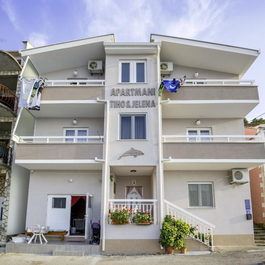 Apartments Tiho & Jelena Blace Buitenkant foto